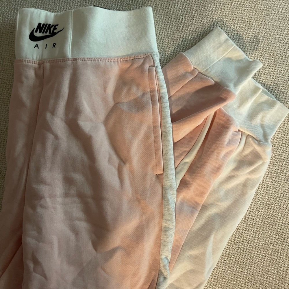 NWT Nike Joggers